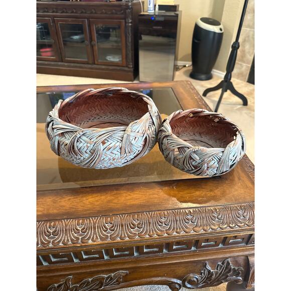 2 Gray Table Top round Baskets Bundle - Picture 2 of 4